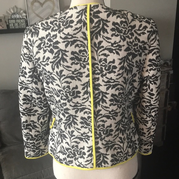 NWT Karen Millen Black/white/yellow flower blazer - Picture 4 of 8